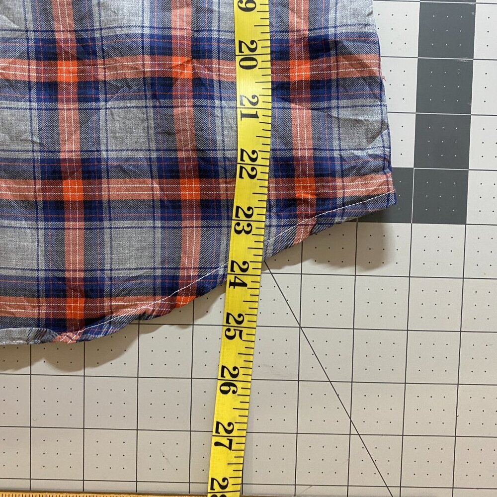 Frank & Eileen Barry Plaid Crinkle Shirt | Size Small - Picture 4 of 4